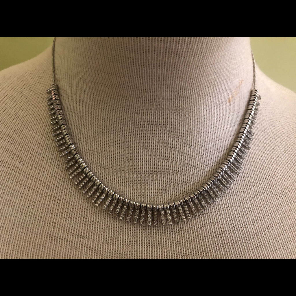 Brand New Vera Wang Rhinestone Statement Necklace